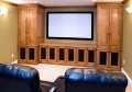 家庭影院怎么选择墙面材料？智能电视如何和家庭影院相连？